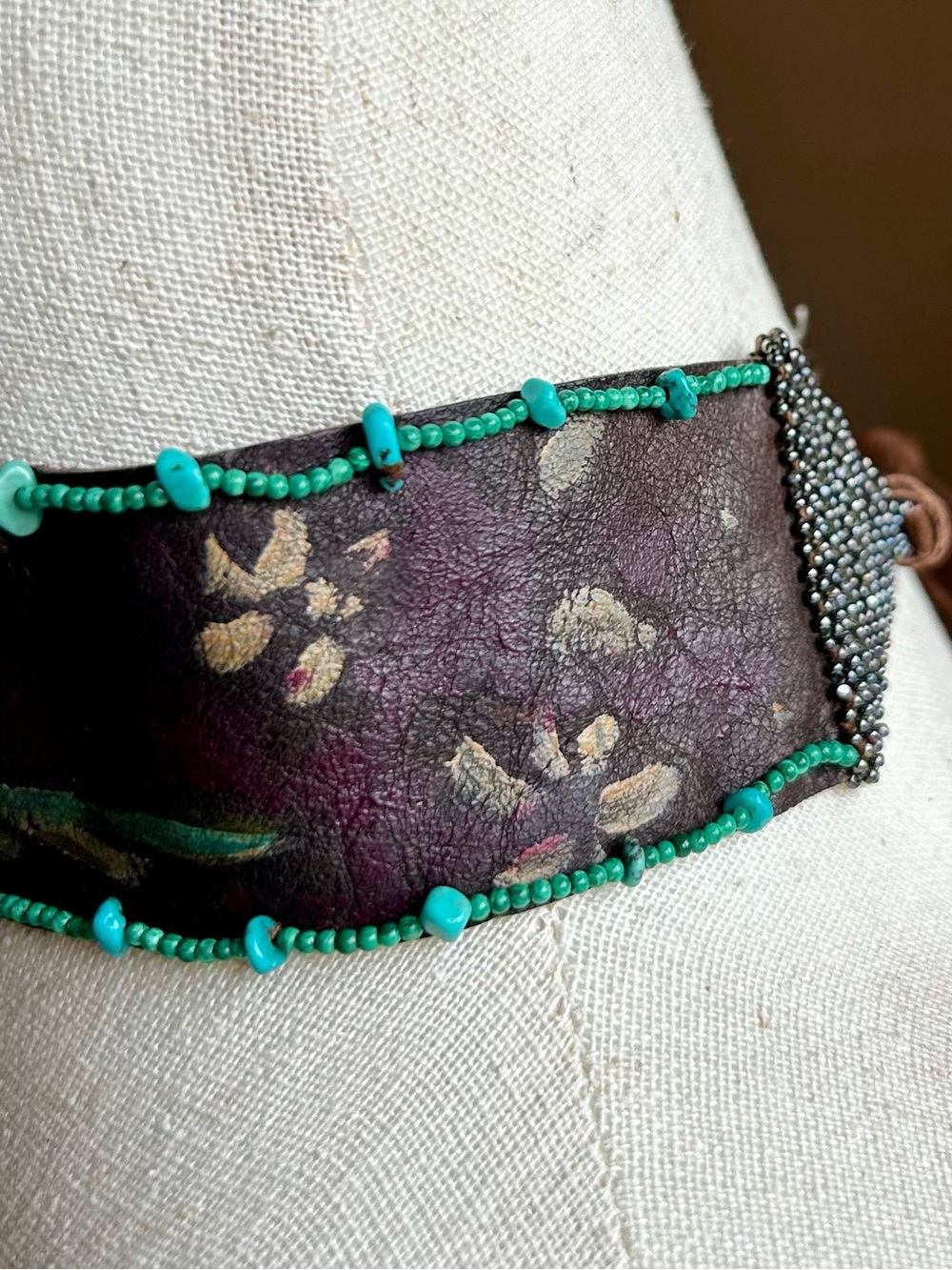 Vintage 1990’s Leather Hand-Painted Hand-Made Choker with Turquoise Beads - Picture 7 of 8